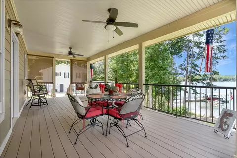 110 Walker Pt, Seneca, SC 29672 photo 21