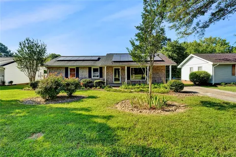 14 Sunrise Dr, Taylors, SC 29687