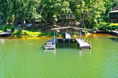 231 Hughes St, Seneca, SC 29672 photo 2