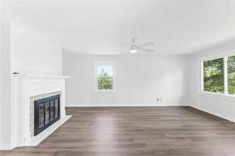 213 Sunset Dr, Easley, SC 29640 photo 5