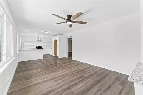 213 Sunset Dr, Easley, SC 29640 photo 8