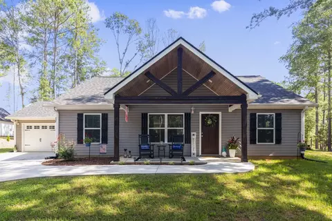 110 Forest Dr, Townville, SC 29689