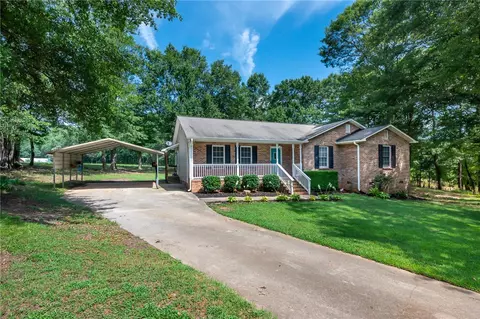 14 Springdale Dr, Williamston, SC 29697 photo 2