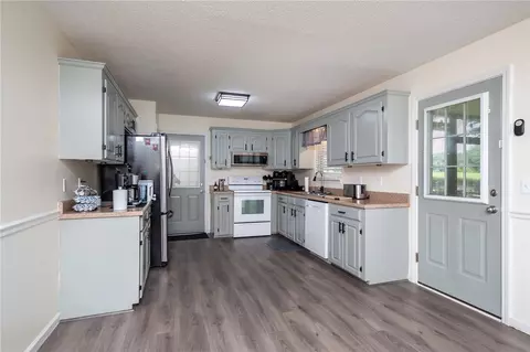 14 Springdale Dr, Williamston, SC 29697 photo 9