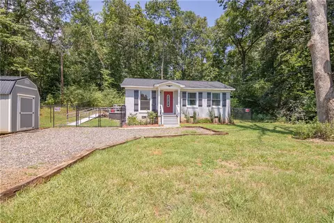 136 Ann Rd, Anderson, SC 29625