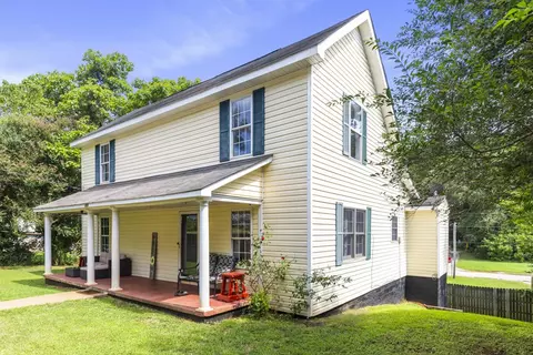 329 South Ave, Newry, SC 29665