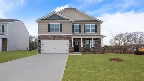 210 Slateford Cir, Piedmont, SC 29673