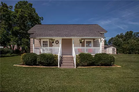 104 E Beattie St, Liberty, SC 29657