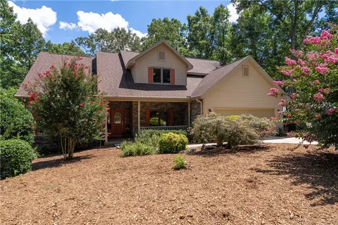 11 Divot Lndg, Salem, SC 29676