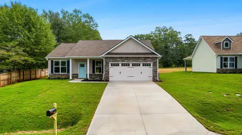 612 Glenwood Street Ext, Belton, SC 29627
