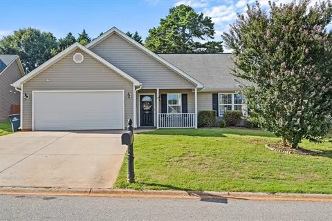 140 Shakleton Dr, Anderson, SC 29625
