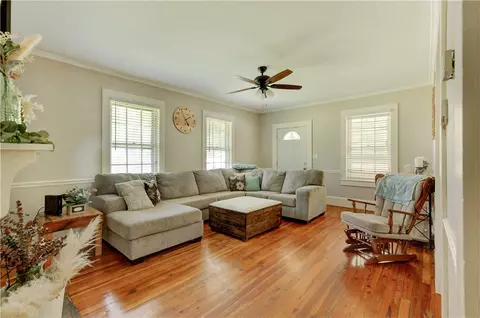 7 Hedgepath St, Liberty, SC 29657 photo 4