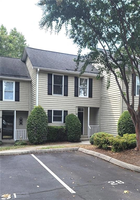 99 Falcon Crest Dr Unit 32  