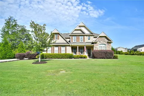 108 Burberry Dr, Williamston, SC 29697