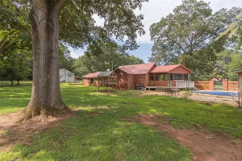 423 S Elm St, Pendleton, SC 29670 photo 39