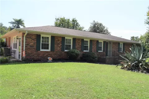 611 Parkwood Dr, Anderson, SC 29625