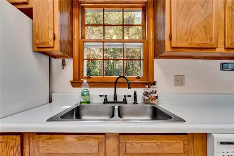 100 Holly Dr, Easley, SC 29640 photo 7