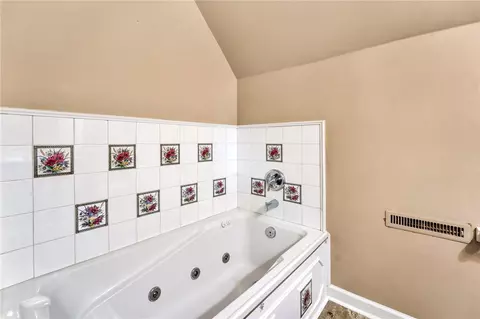 100 Holly Dr, Easley, SC 29640 photo 24