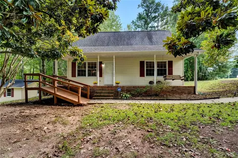 100 Holly Dr, Easley, SC 29640