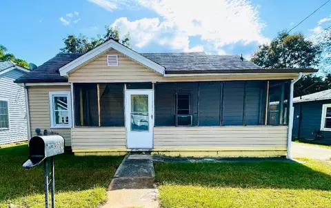910 E South 1st St, Seneca, SC 29678 photo 1