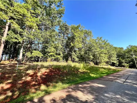 301 Walnut Dr, Westminster, SC 29693 photo 7
