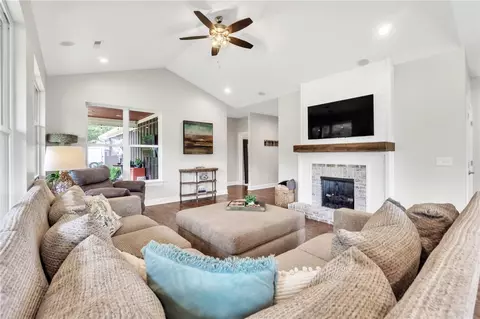 210 Melton Rd, Pendleton, SC 29670 photo 4
