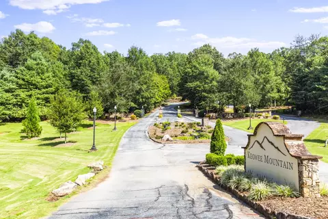 110 Cliffside Trl, Pickens, SC 29671 photo 10