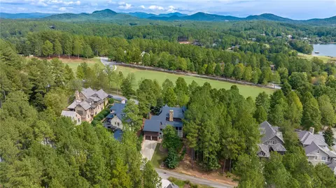112 S Lawn Dr, Sunset, SC 29685 photo 3