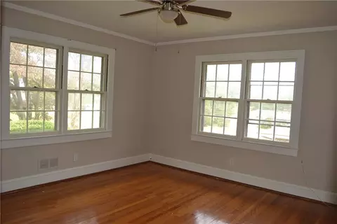 3 Hardy St, Williamston, SC 29697 photo 9