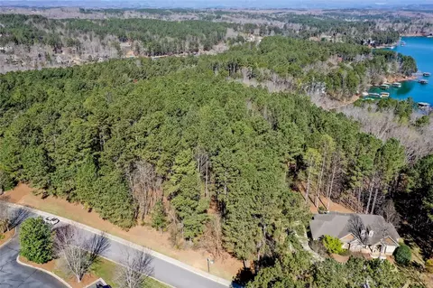 403 E Waterside Dr, Seneca, SC 29672 photo 6