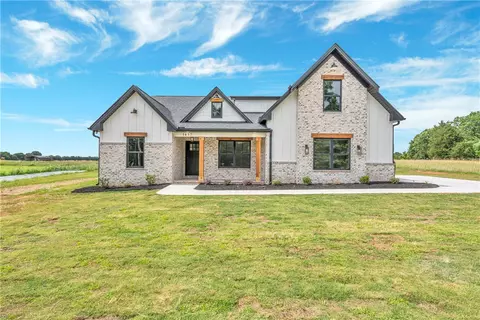 1657 Broadway School Rd, Belton, SC 29627