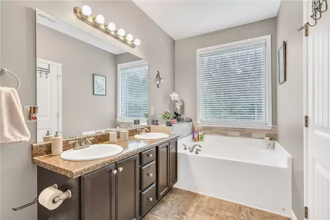 353 S Stonegate Dr, Seneca, SC 29678 photo 14