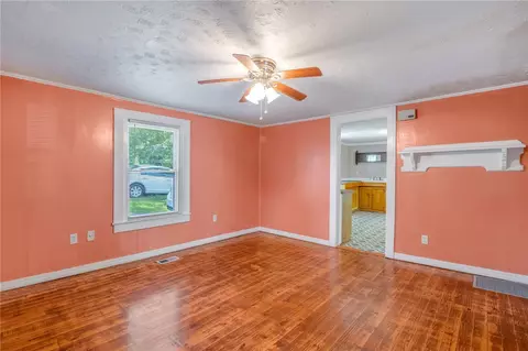 224 N 5th St, Easley, SC 29640 photo 8