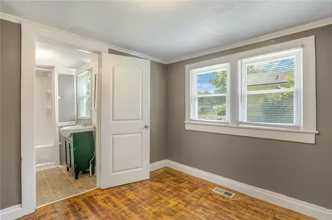 224 N 5th St, Easley, SC 29640 photo 17