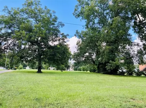 105 Wingfield St, Abbeville, SC 29620