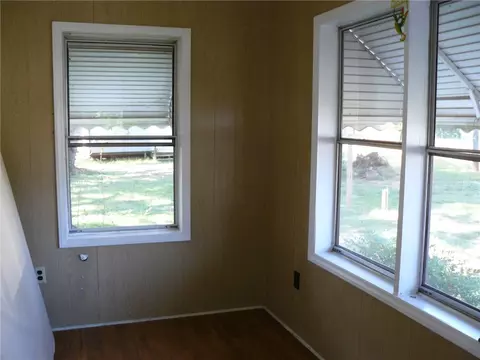 104 Murphy Dr, Starr, SC 29684 photo 7