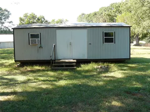 104 Murphy Dr, Starr, SC 29684 photo 4