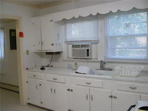 104 Murphy Dr, Starr, SC 29684 photo 11