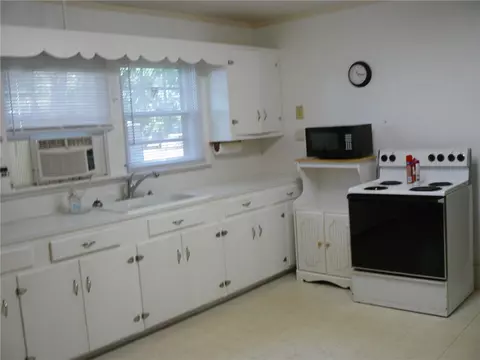 104 Murphy Dr, Starr, SC 29684 photo 12