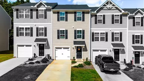 203 Brooklane Ct, Easley, SC 29642