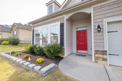 201 Wildflower Rd, Easley, SC 29642 photo 3