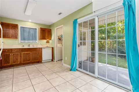 141 Crown Ct, Williamston, SC 29697 photo 7