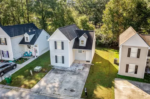141 Crown Ct, Williamston, SC 29697 photo 2