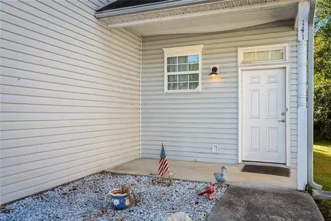 141 Crown Ct, Williamston, SC 29697 photo 3