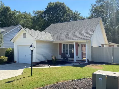 126 Londonberry Dr, Anderson, SC 29621