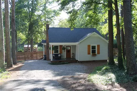107 Mcclure Dr, Anderson, SC 29625