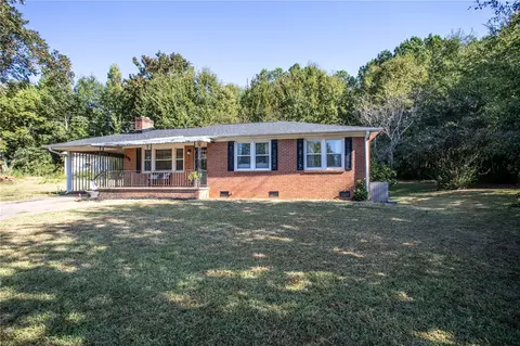 578 Rotterdam Rd, Easley, SC 29640