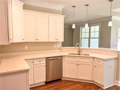111 Horseshoe Rd, Central, SC 29630 photo 3
