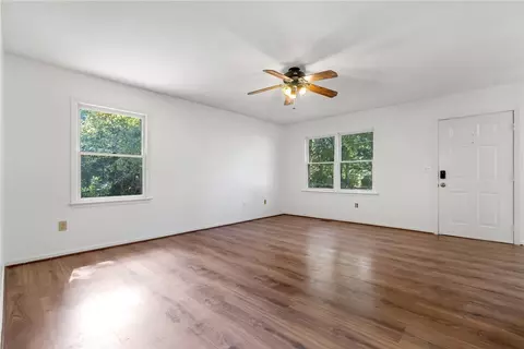 611 Spring Forest Dr, Central, SC 29630 photo 3