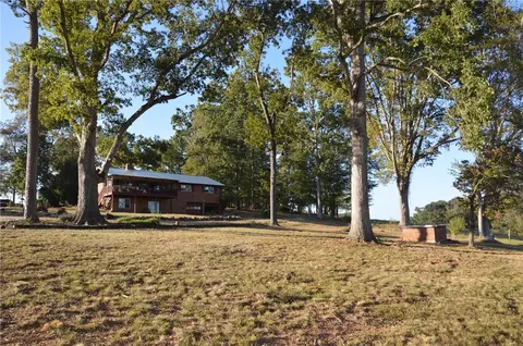 323 Cumming Springs Rd, Starr, SC 29684